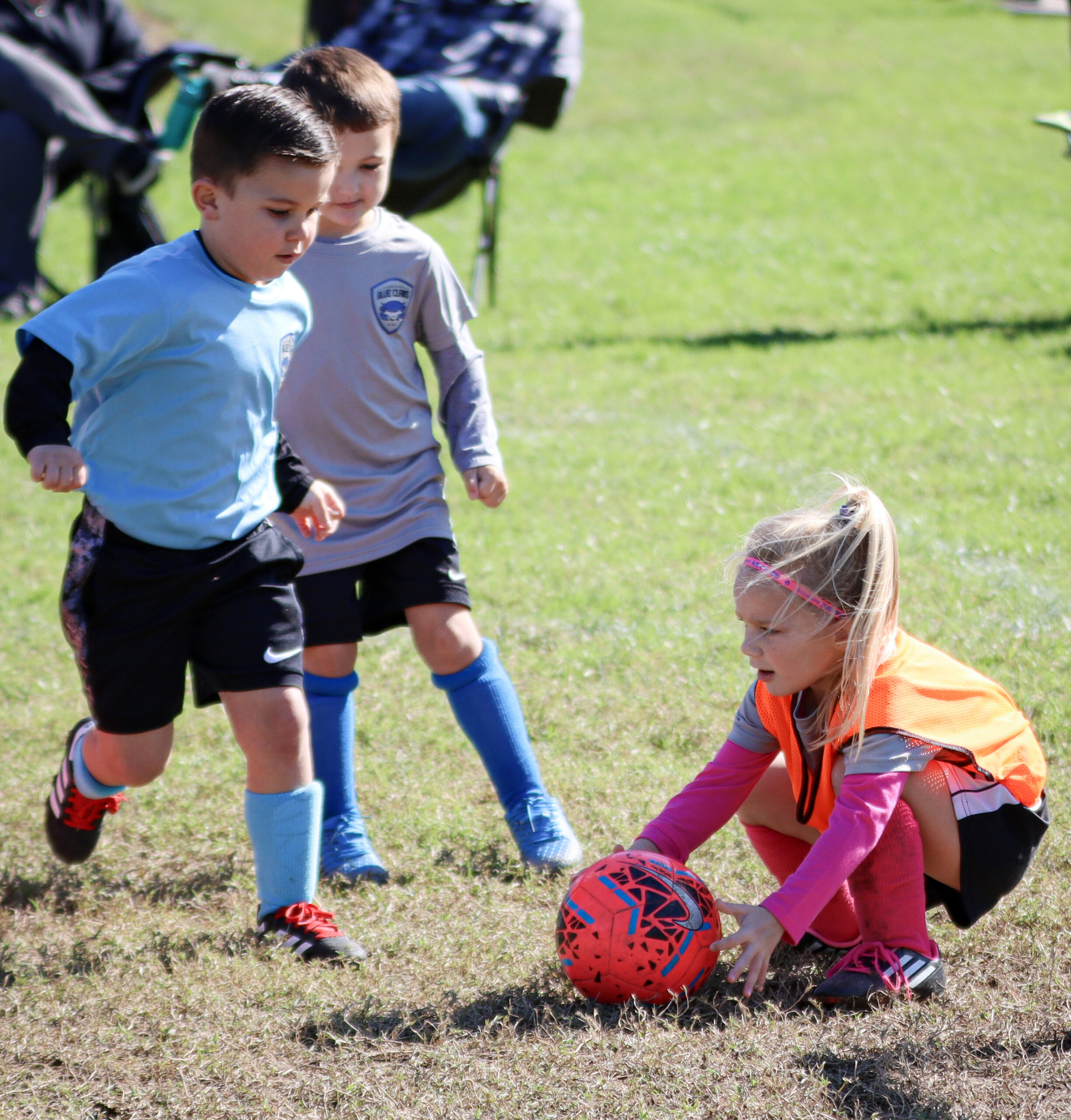 40F70EE3-62C6-403D-B512-16408C148D37