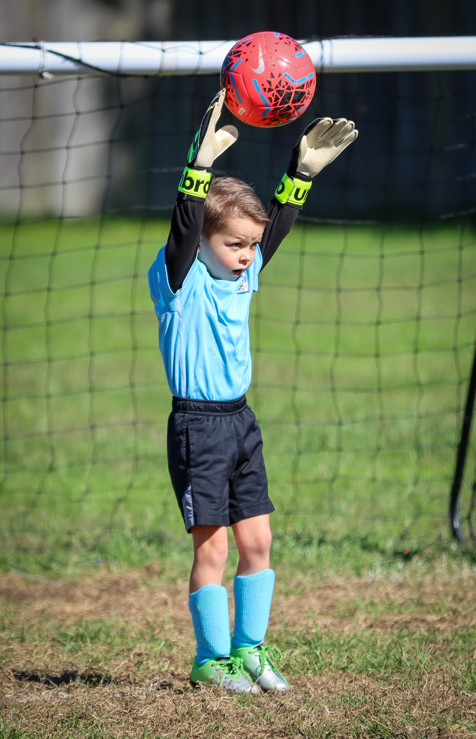 4B6457E2-AAE6-4C65-9E89-370E587907E4